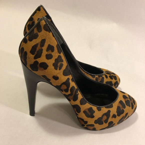 BCBG Generation leopard heels sz 10 4 inch Pony - Picture 3 of 8